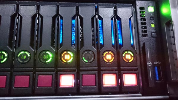 HP-Server-HardDisk-LED